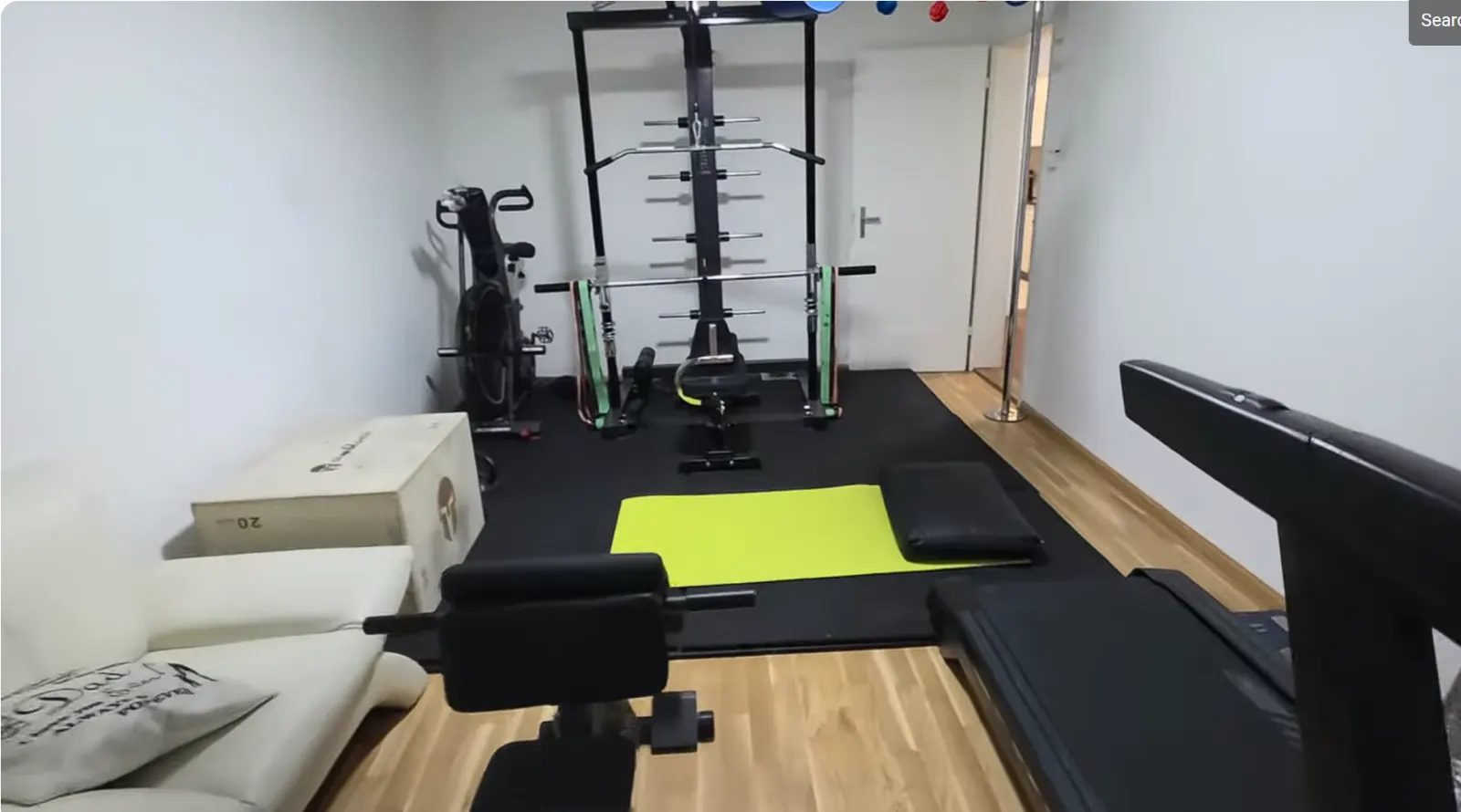 Wunderschönes WG-Zimmer in Basel mit Home-Gym/Balkon! 10